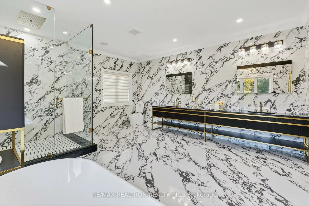 30, Banner, King City, King