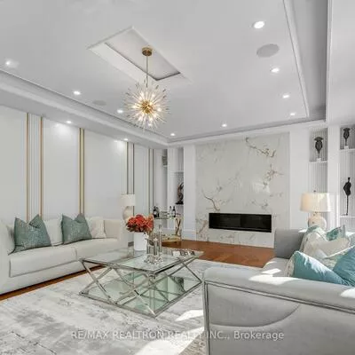 30, Banner, King City, King