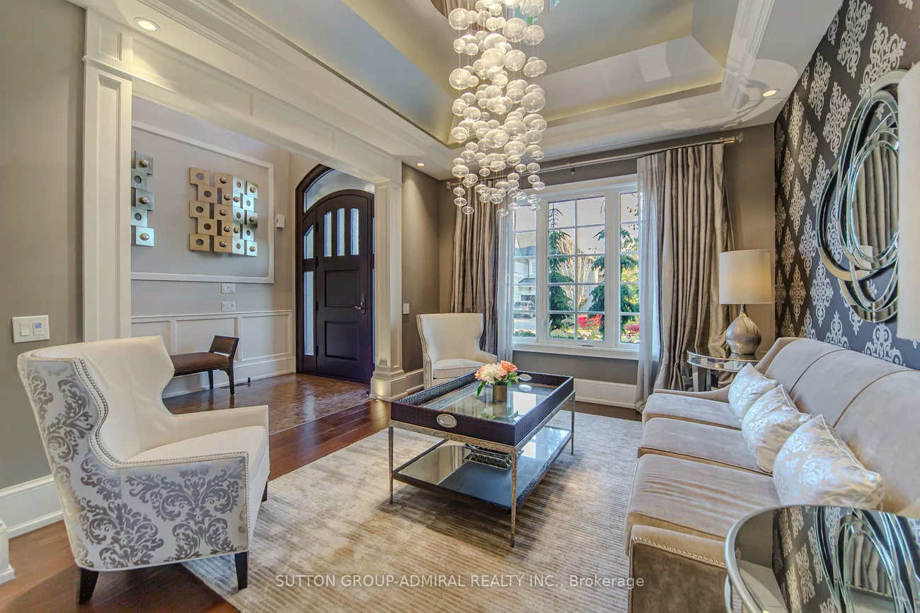 16, Bluff, Nobleton, King