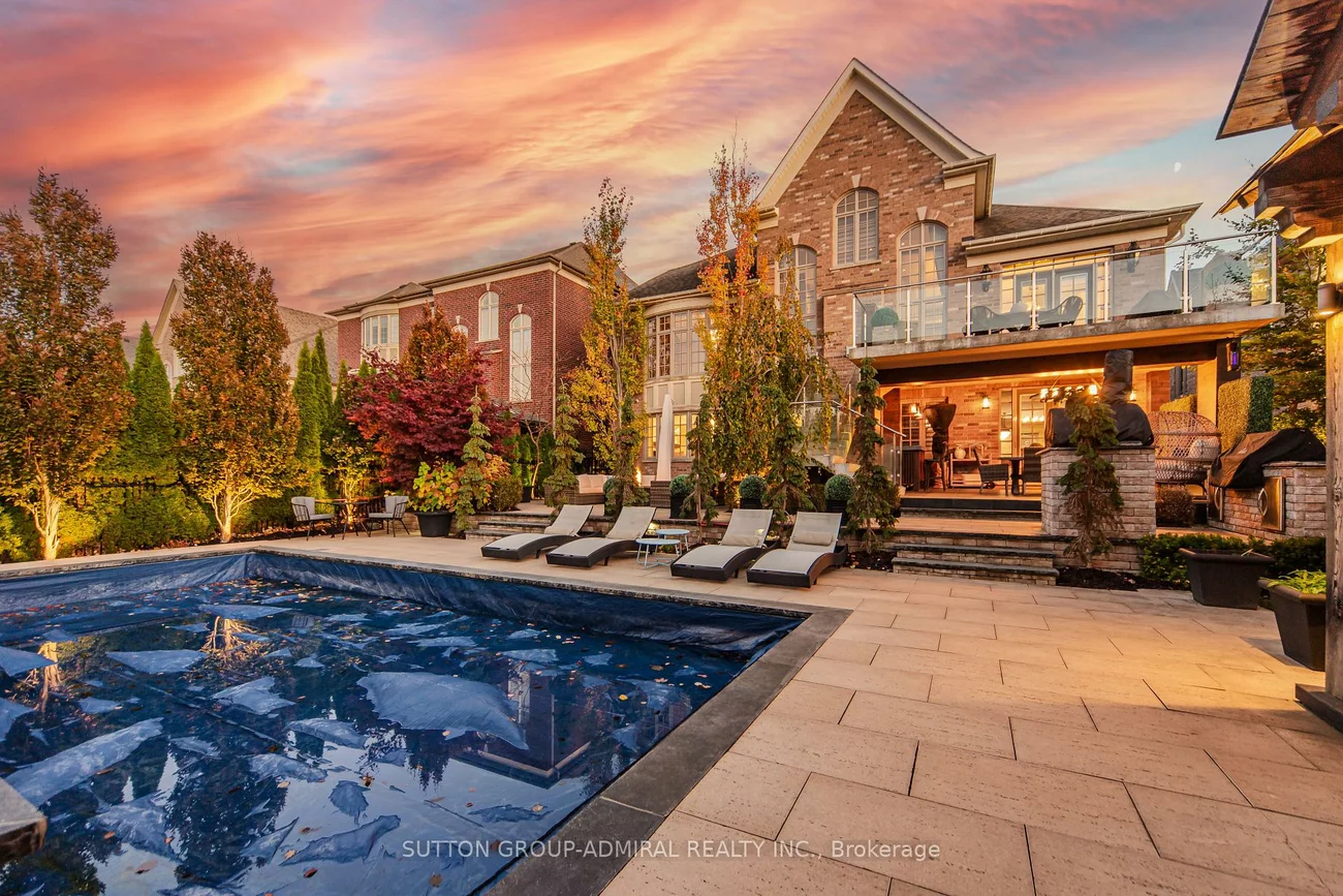 16, Bluff, Nobleton, King