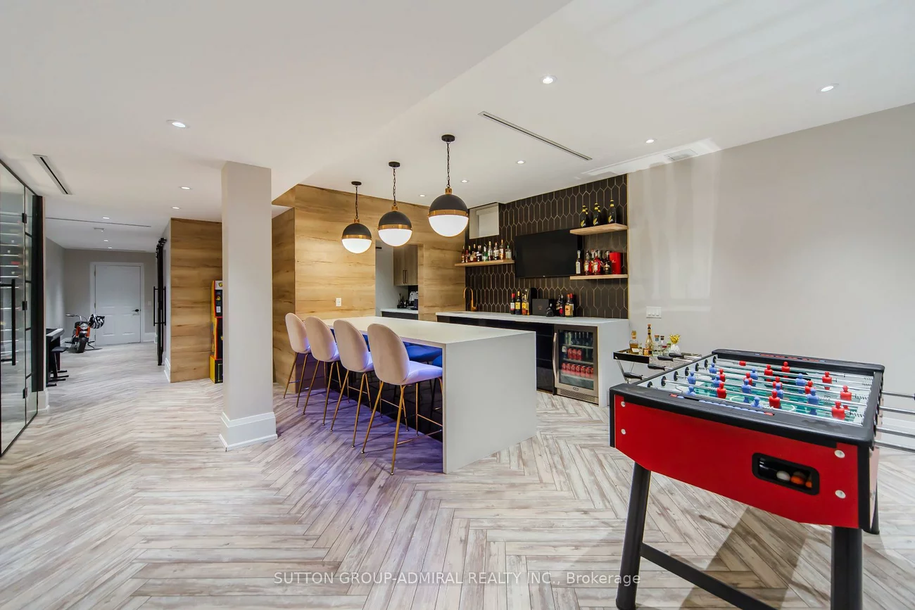 16, Bluff, Nobleton, King