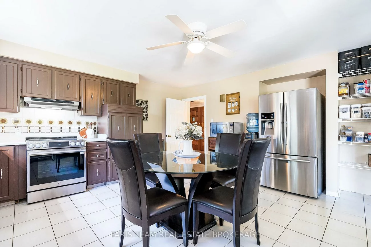 175, South Summit Farm, King City, King