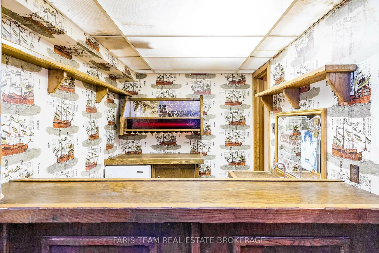 175, South Summit Farm, King City, King