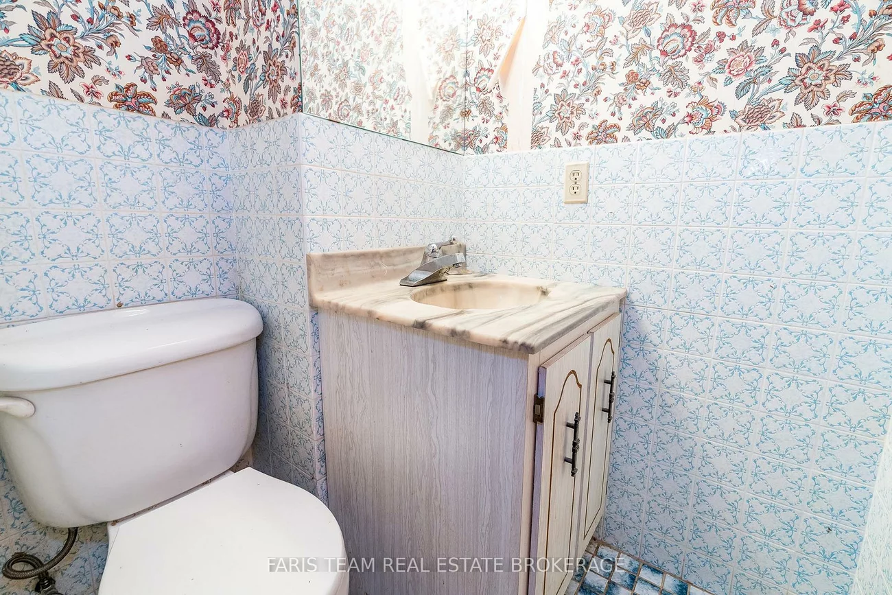 175, South Summit Farm, King City, King