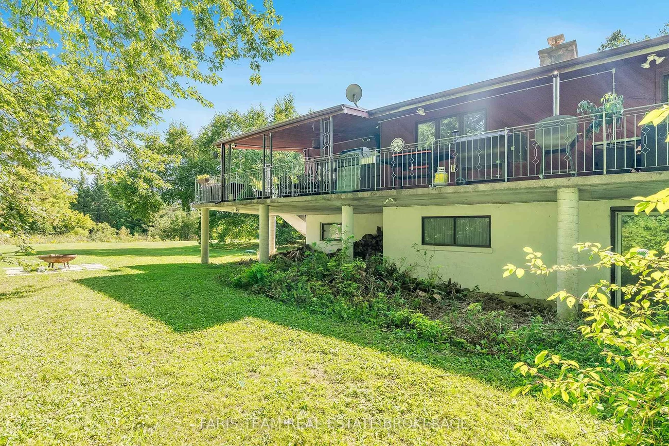 175, South Summit Farm, King City, King