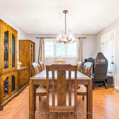 175, South Summit Farm, King City, King