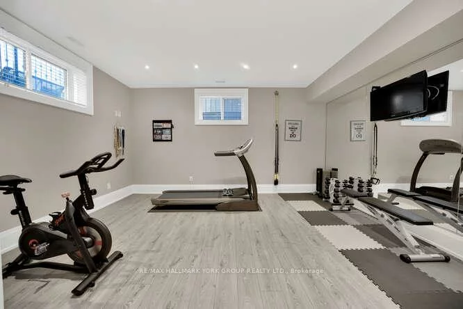 82, Elizabeth, King City, King