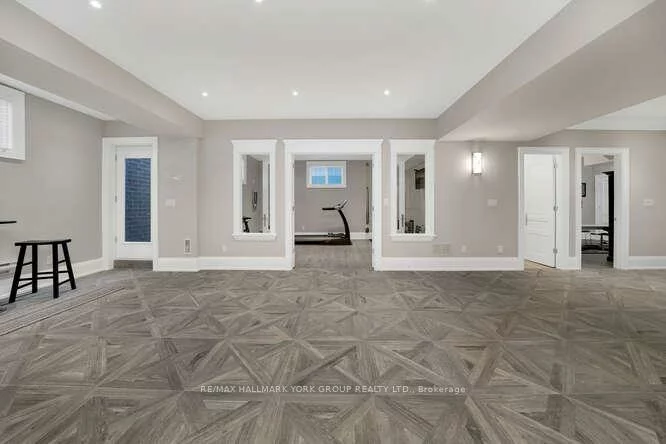 82, Elizabeth, King City, King