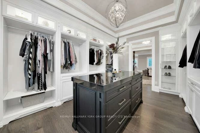 82, Elizabeth, King City, King