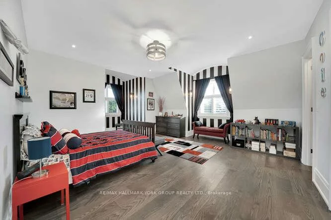 82, Elizabeth, King City, King