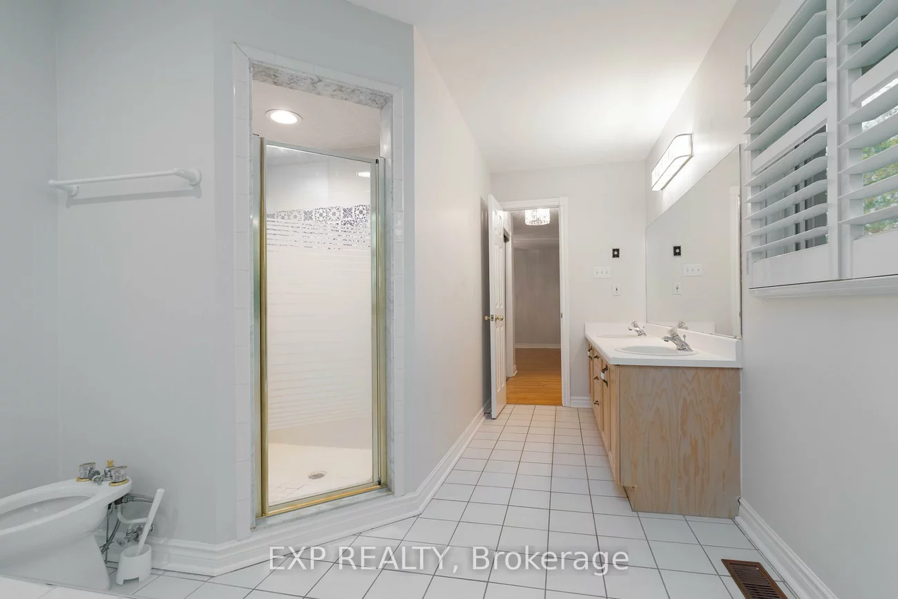 35, Dennis, King City, King