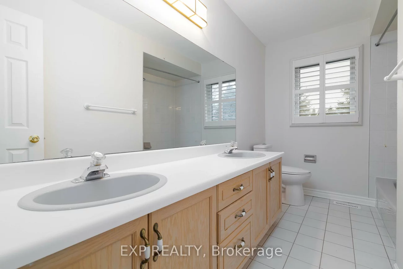 35, Dennis, King City, King