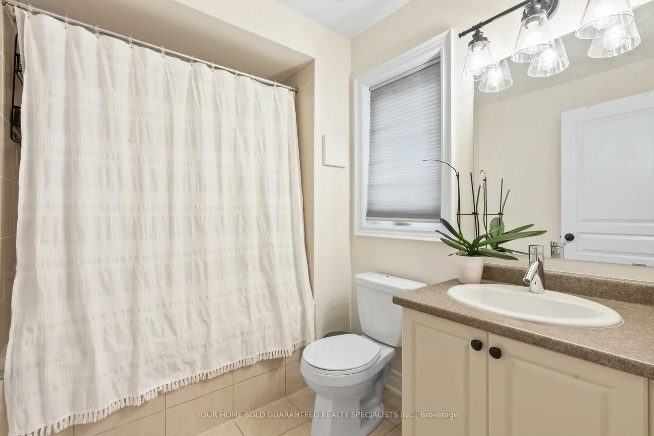 5, Bluff, Nobleton, King