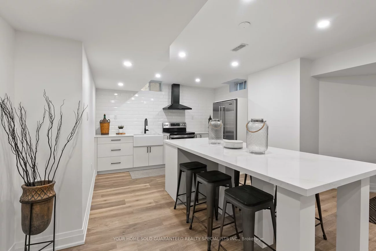 5, Bluff, Nobleton, King