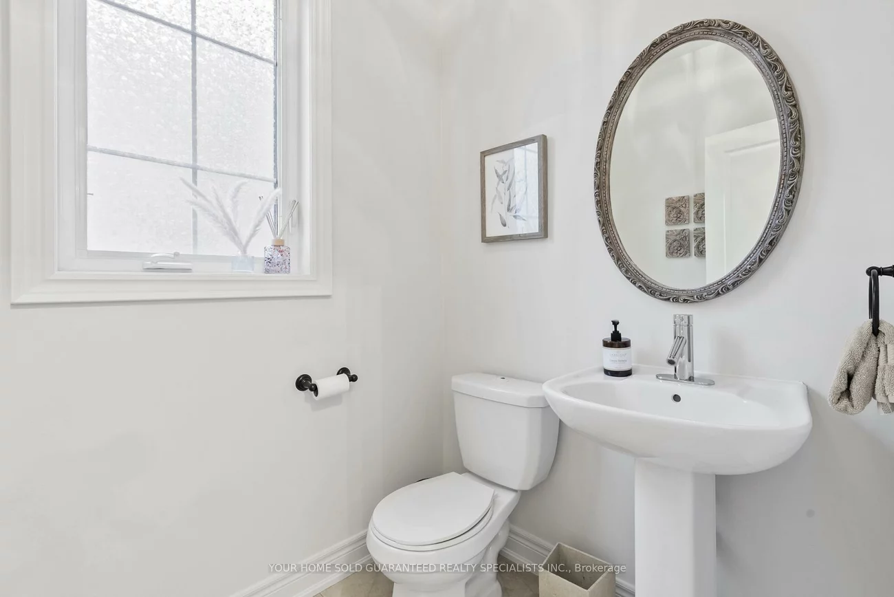 5, Bluff, Nobleton, King