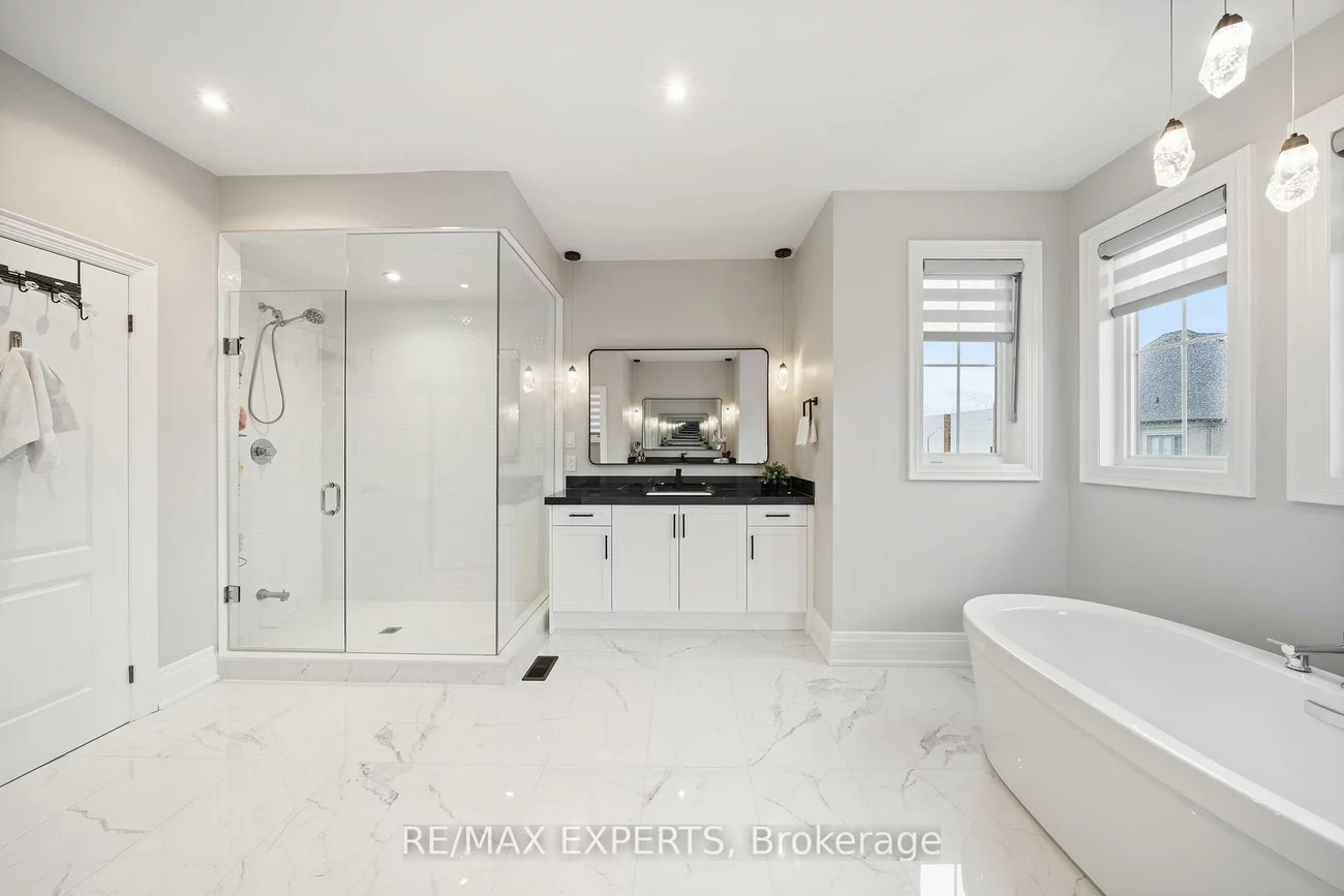 16, Raymond Love, King City, King