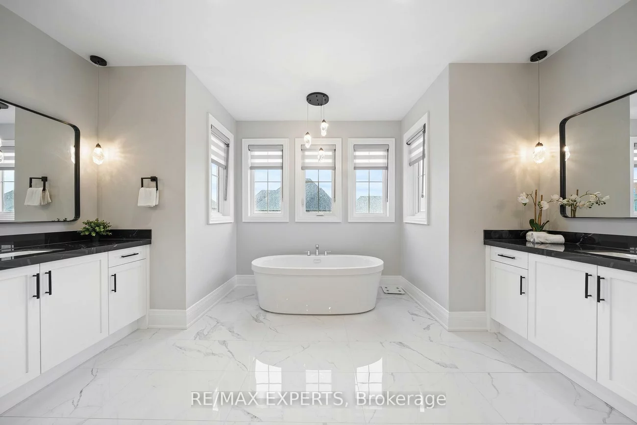 16, Raymond Love, King City, King