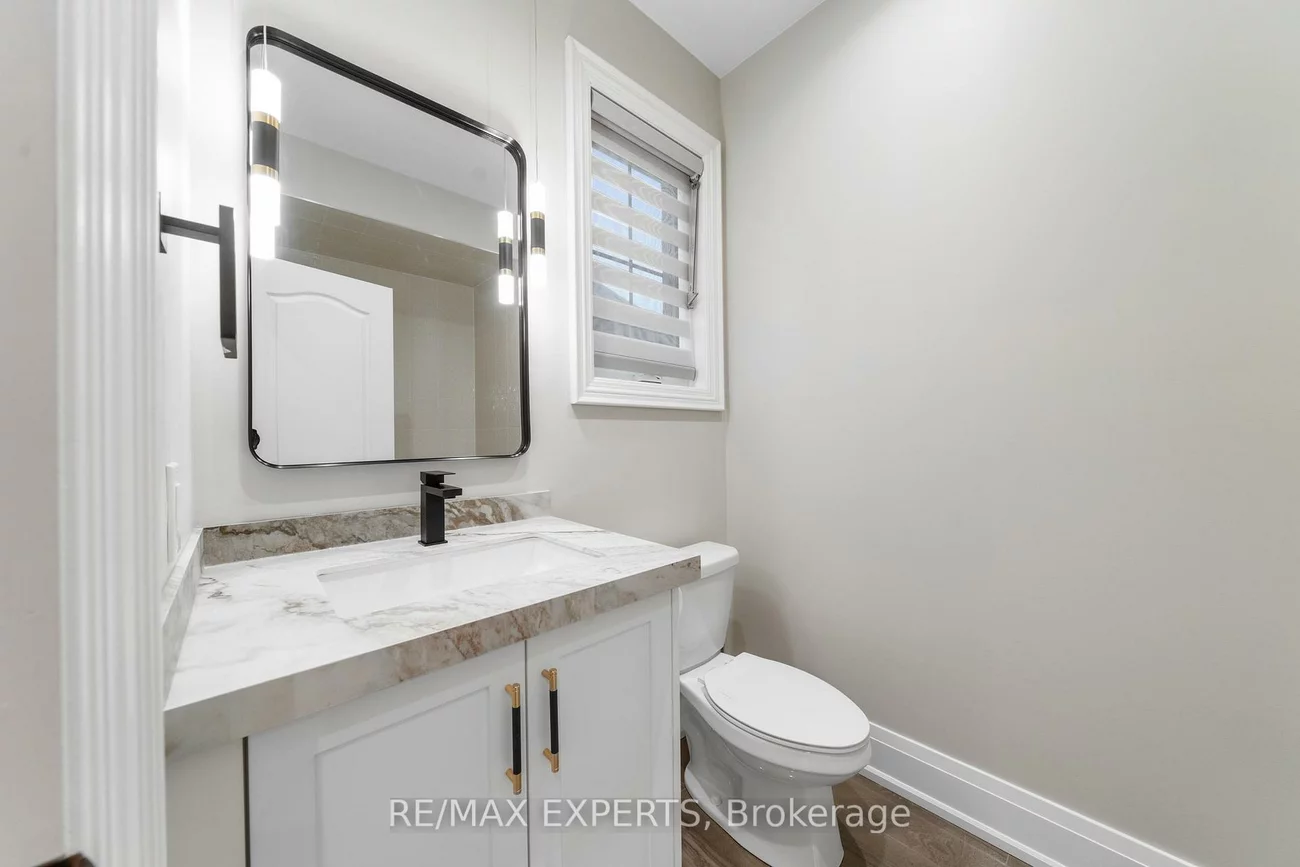 16, Raymond Love, King City, King