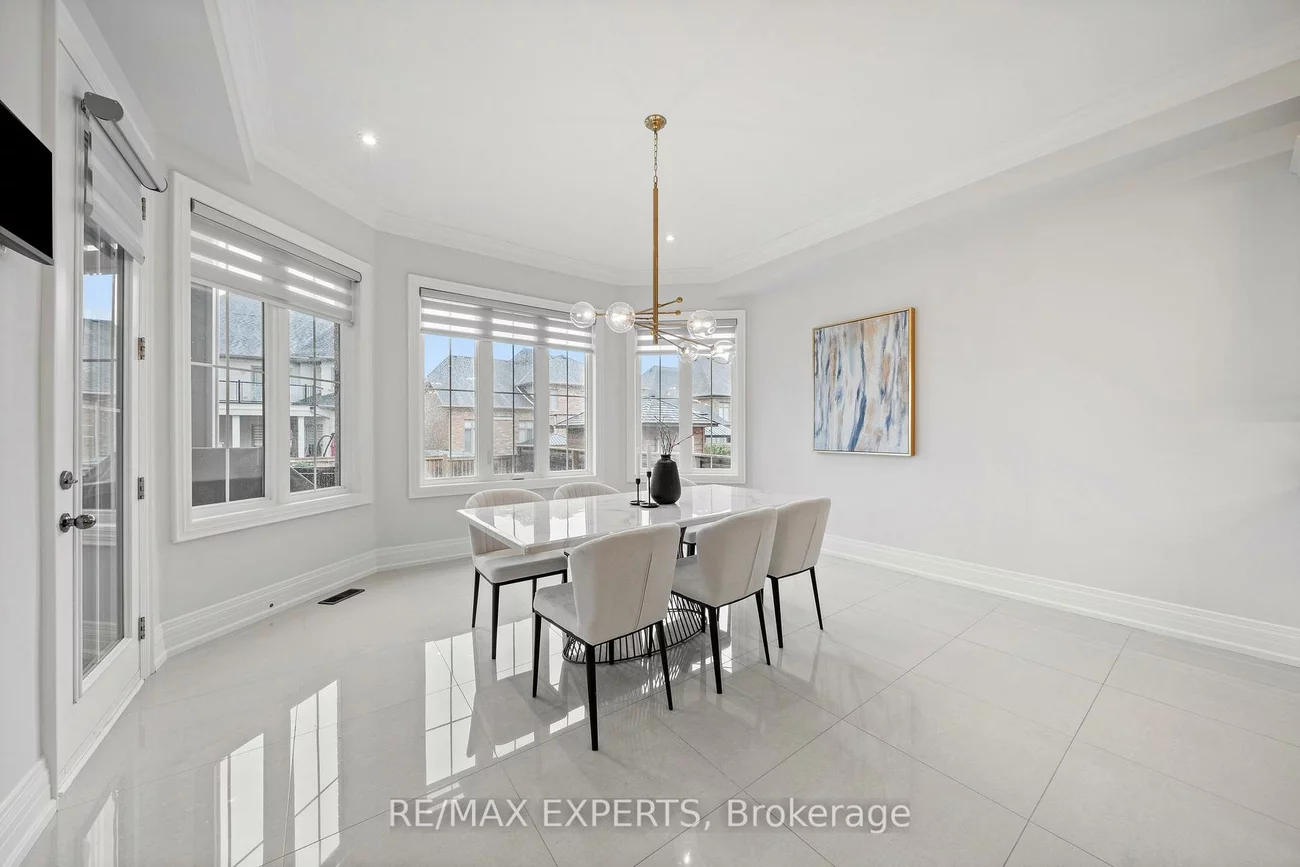 16, Raymond Love, King City, King