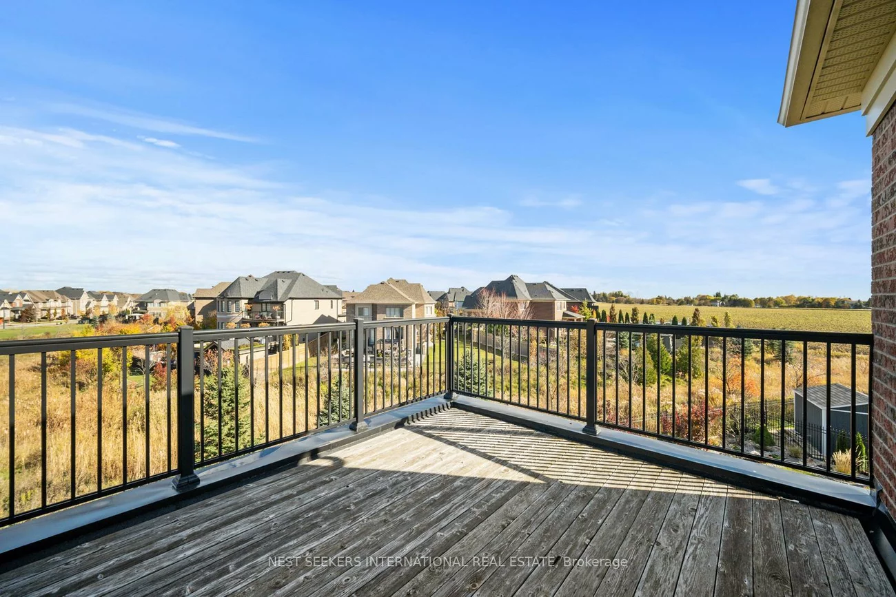 12, Albert Hill, Nobleton, King