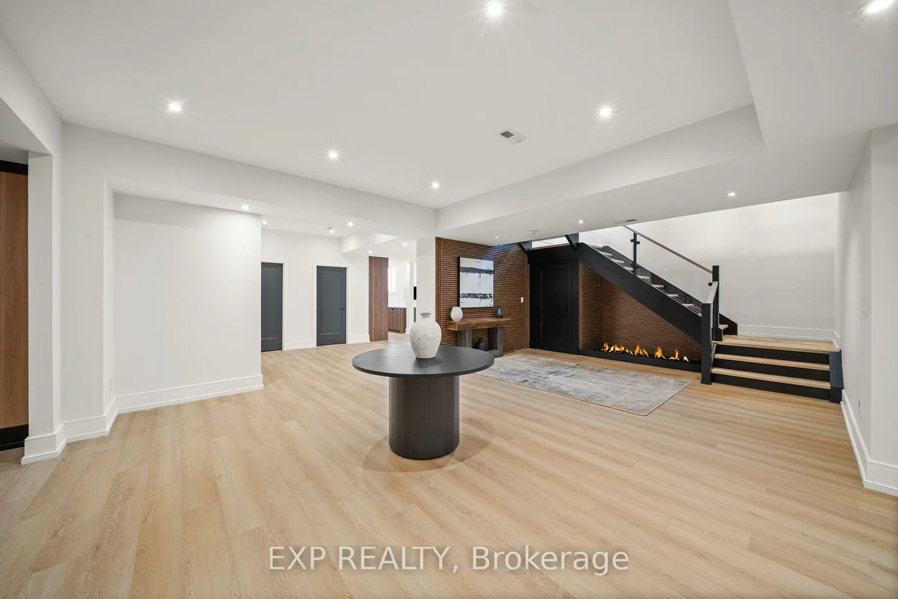 39, Orlin Chappel, Rural King, King