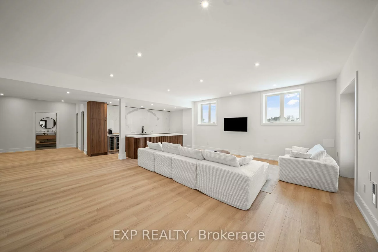 39, Orlin Chappel, Rural King, King