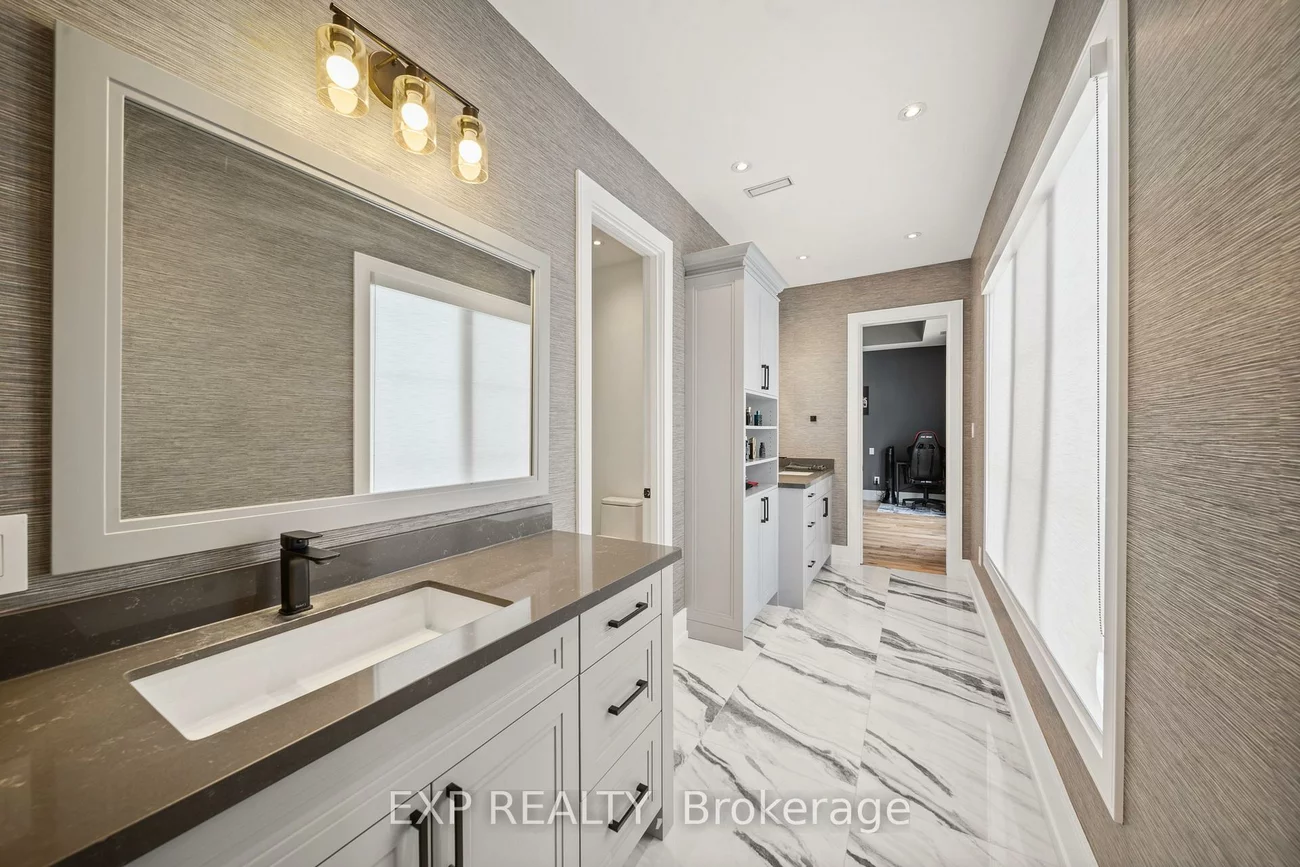 39, Orlin Chappel, Rural King, King