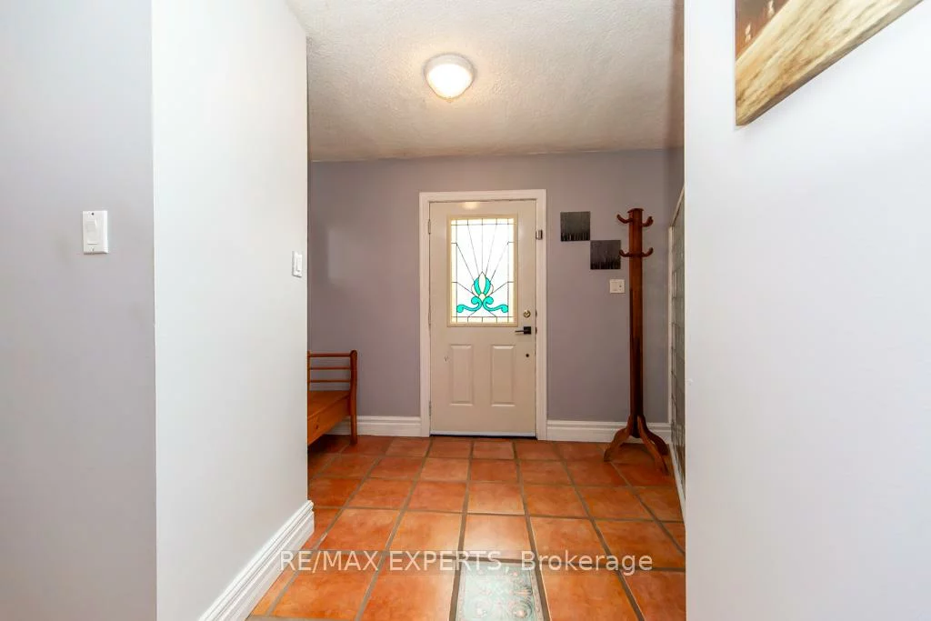 7440, 17th, Schomberg, King