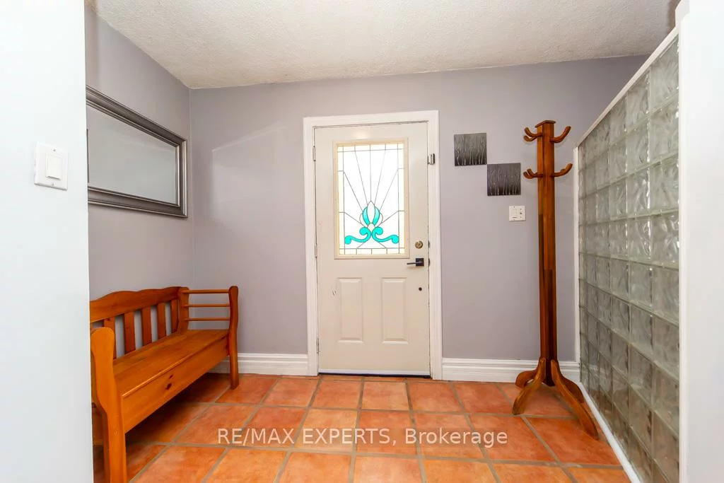 7440, 17th, Schomberg, King