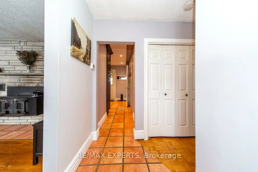 7440, 17th, Schomberg, King