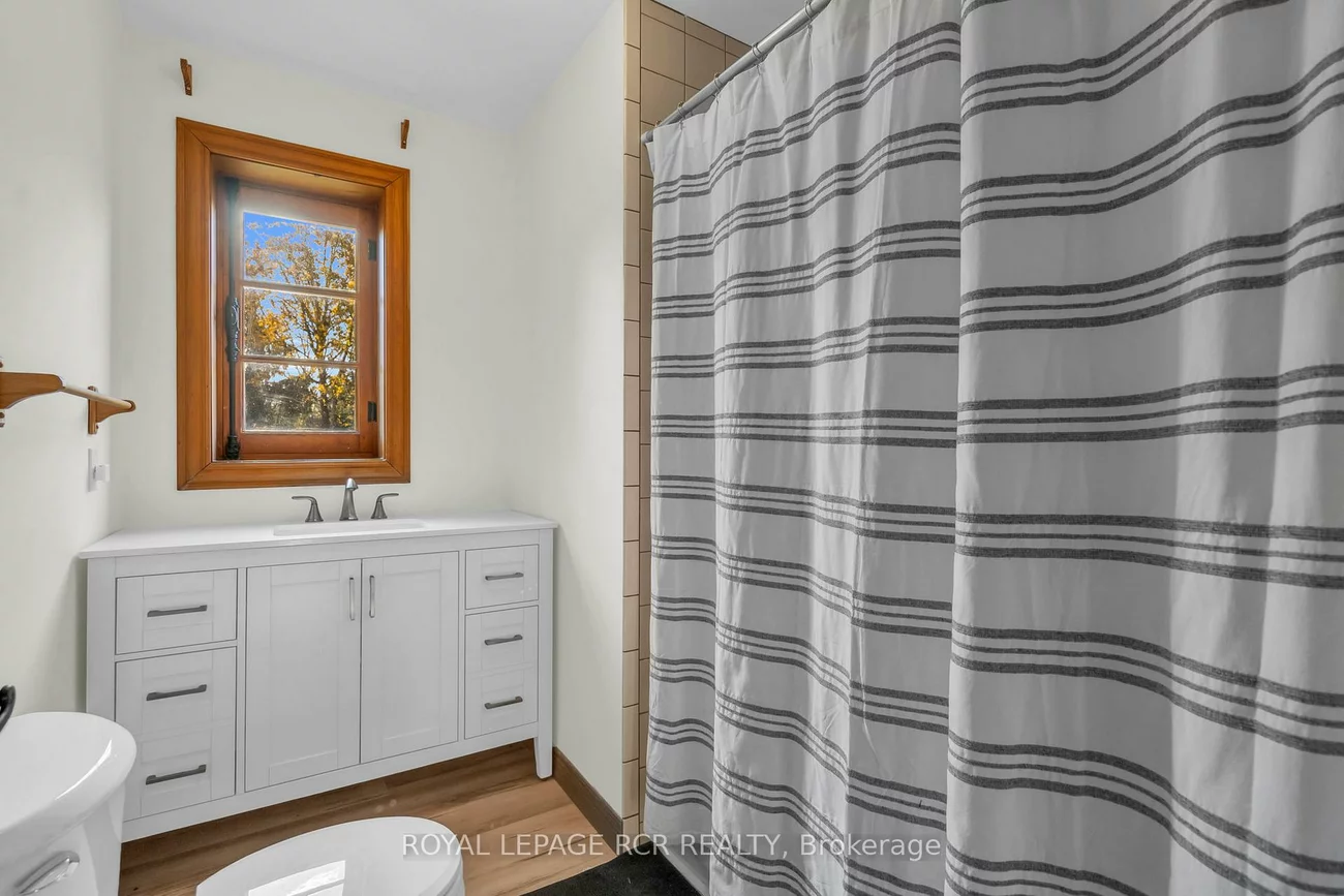 300, Old Bathurst, Rural King, King