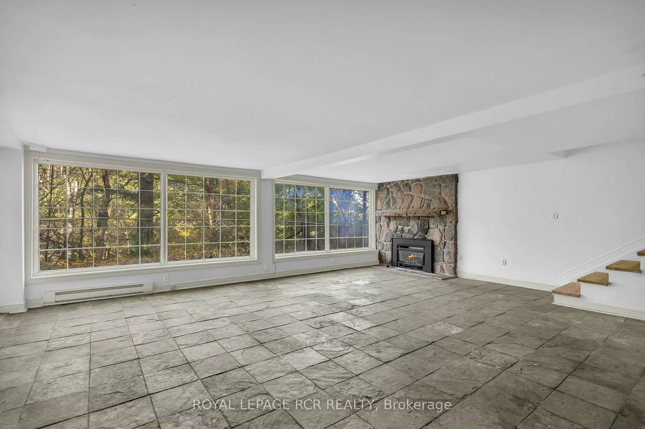 300, Old Bathurst, Rural King, King