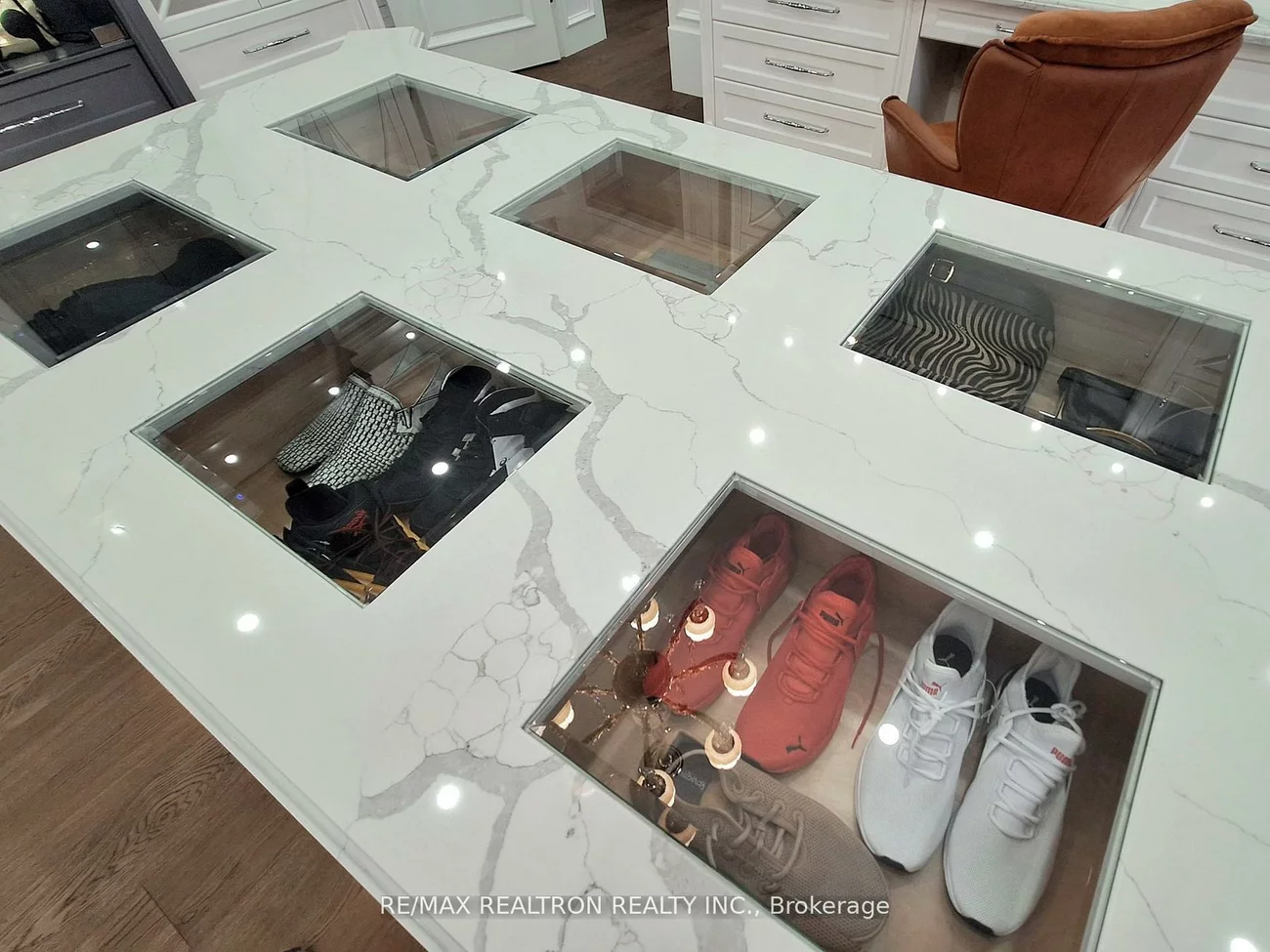 14358, Bathurst, Rural King, King