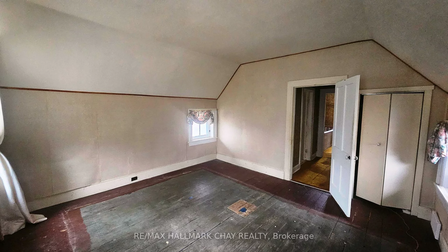 2207, King, King City, King