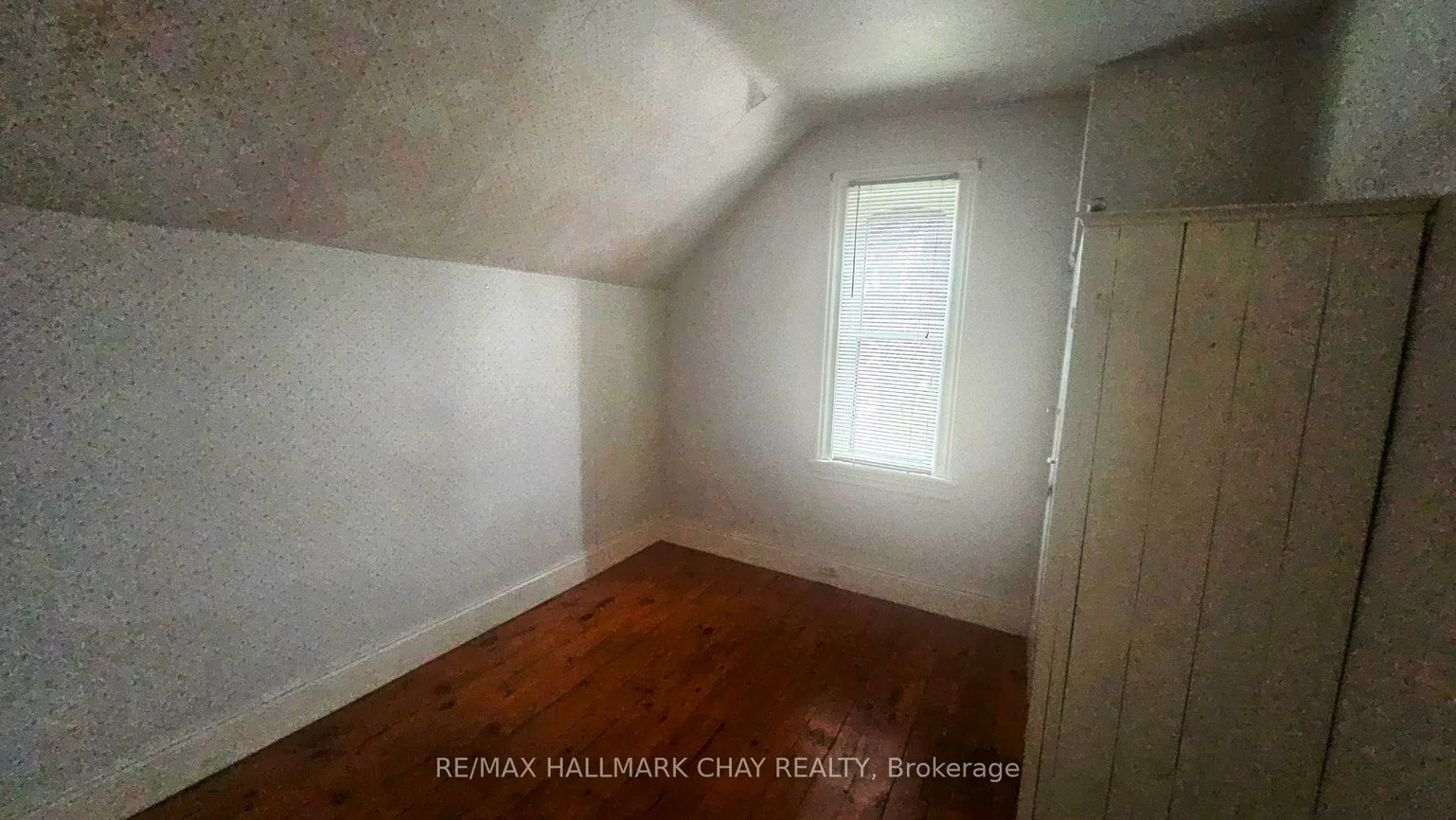 2207, King, King City, King