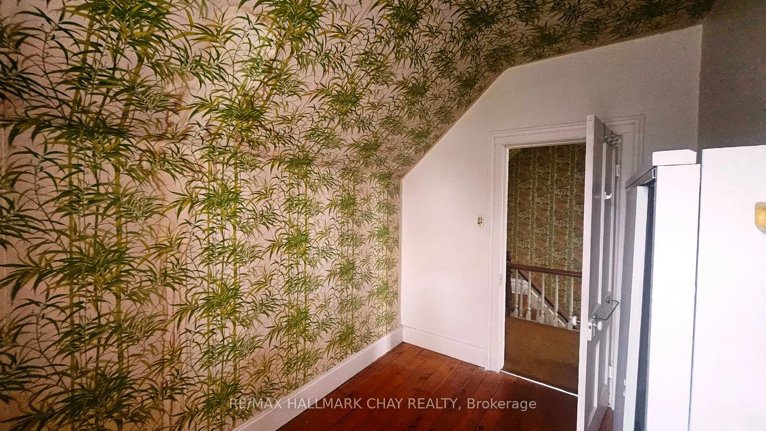 2207, King, King City, King