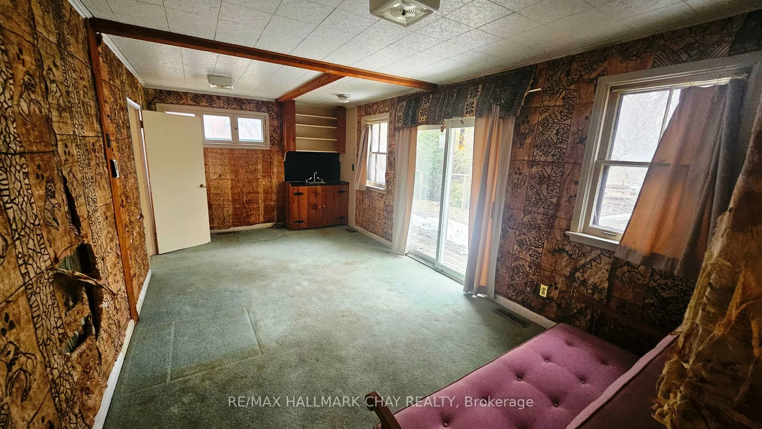 2207, King, King City, King