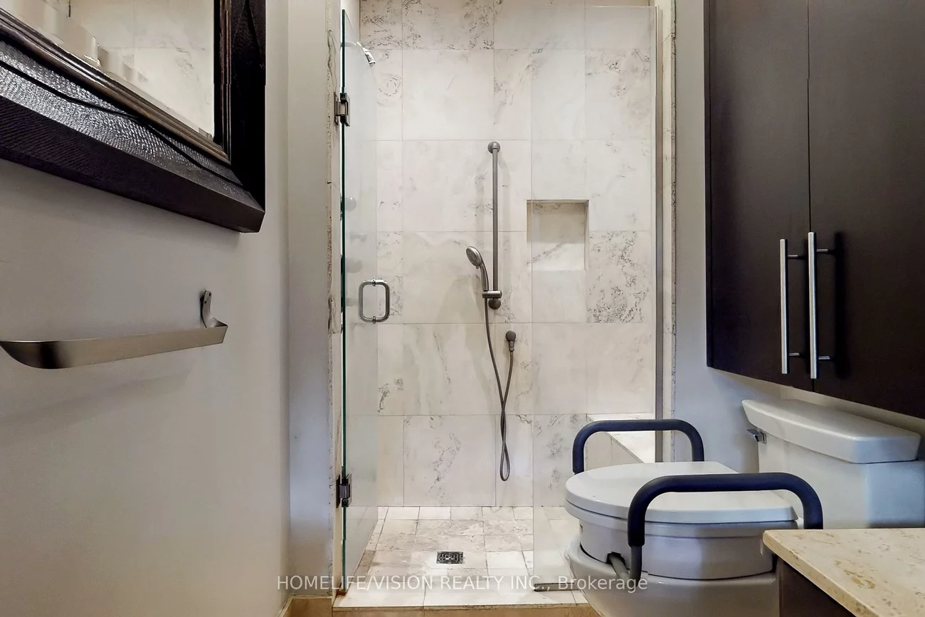 135, Patricia, King City, King