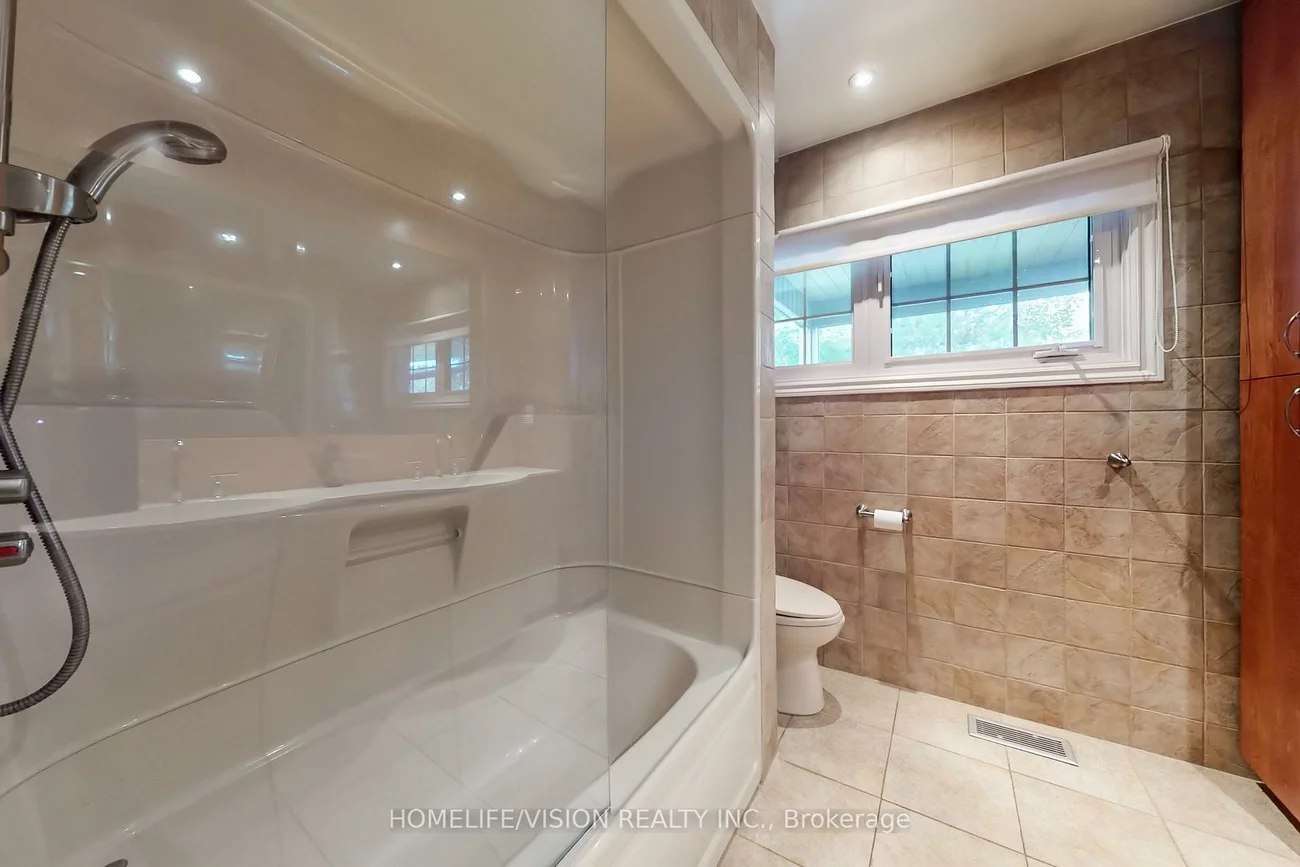 135, Patricia, King City, King