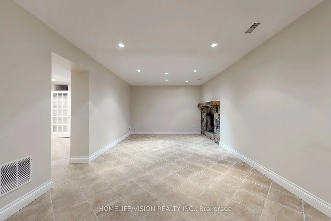 135, Patricia, King City, King