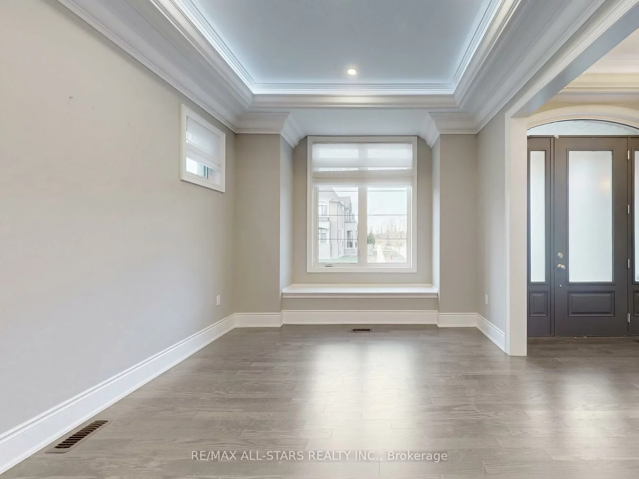 48, Cairns, King City, King