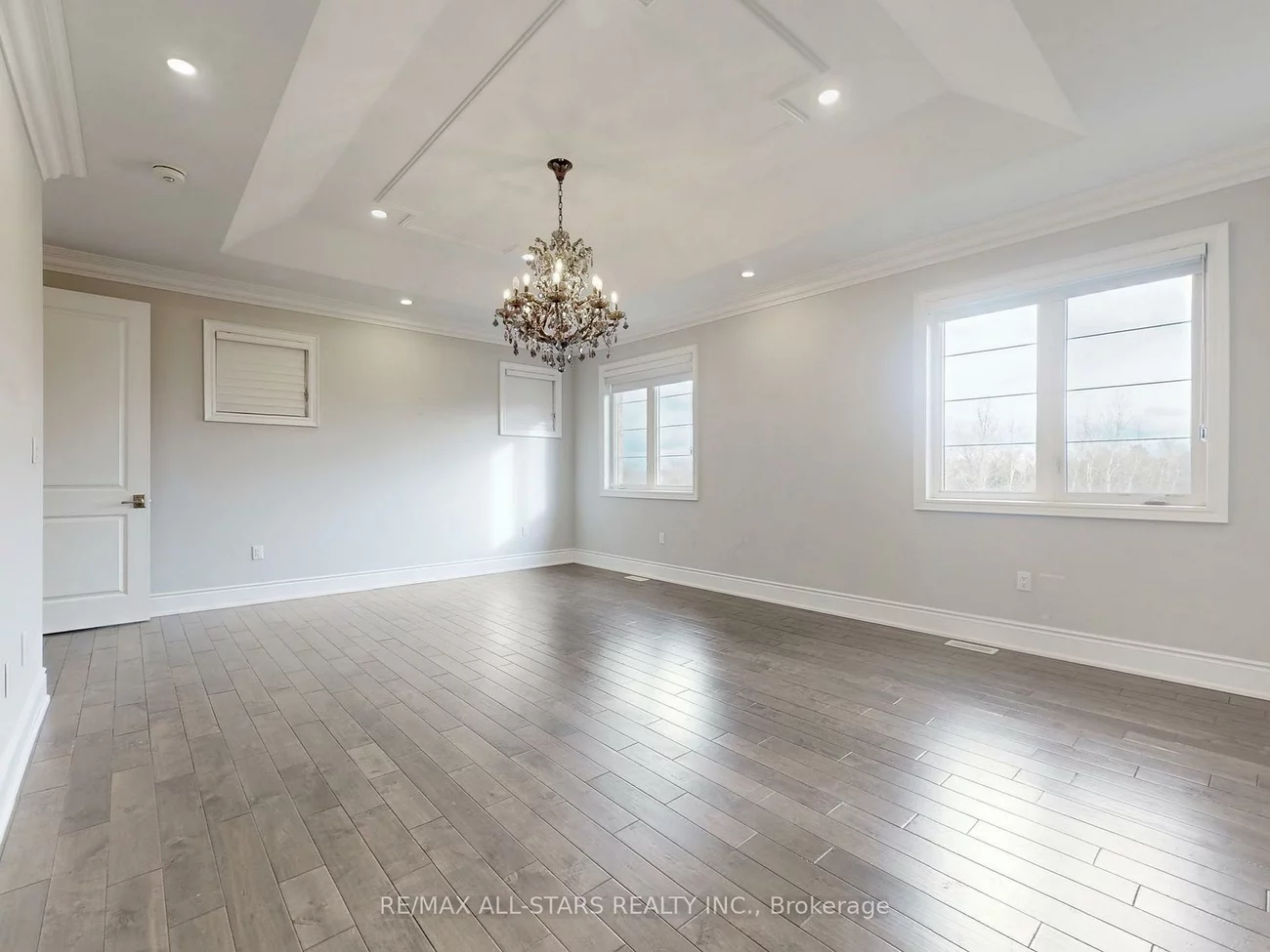 48, Cairns, King City, King