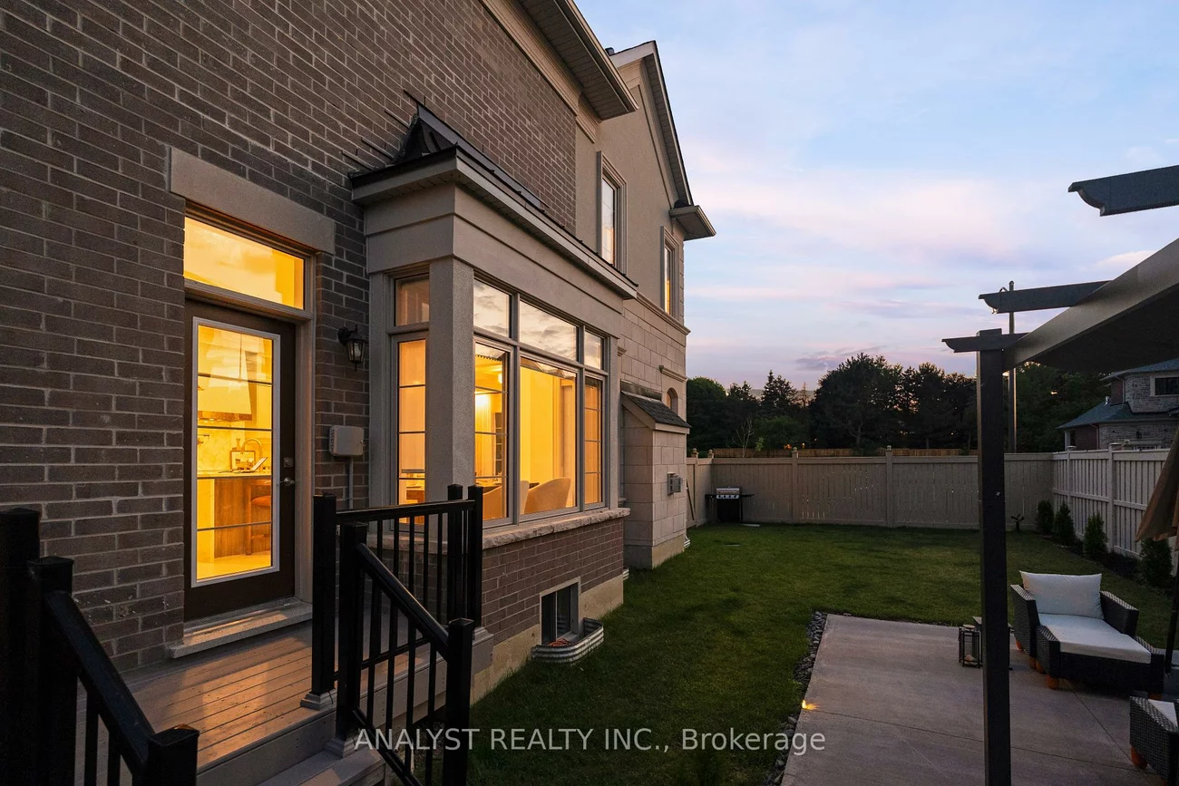 94, Crawford, Nobleton, King