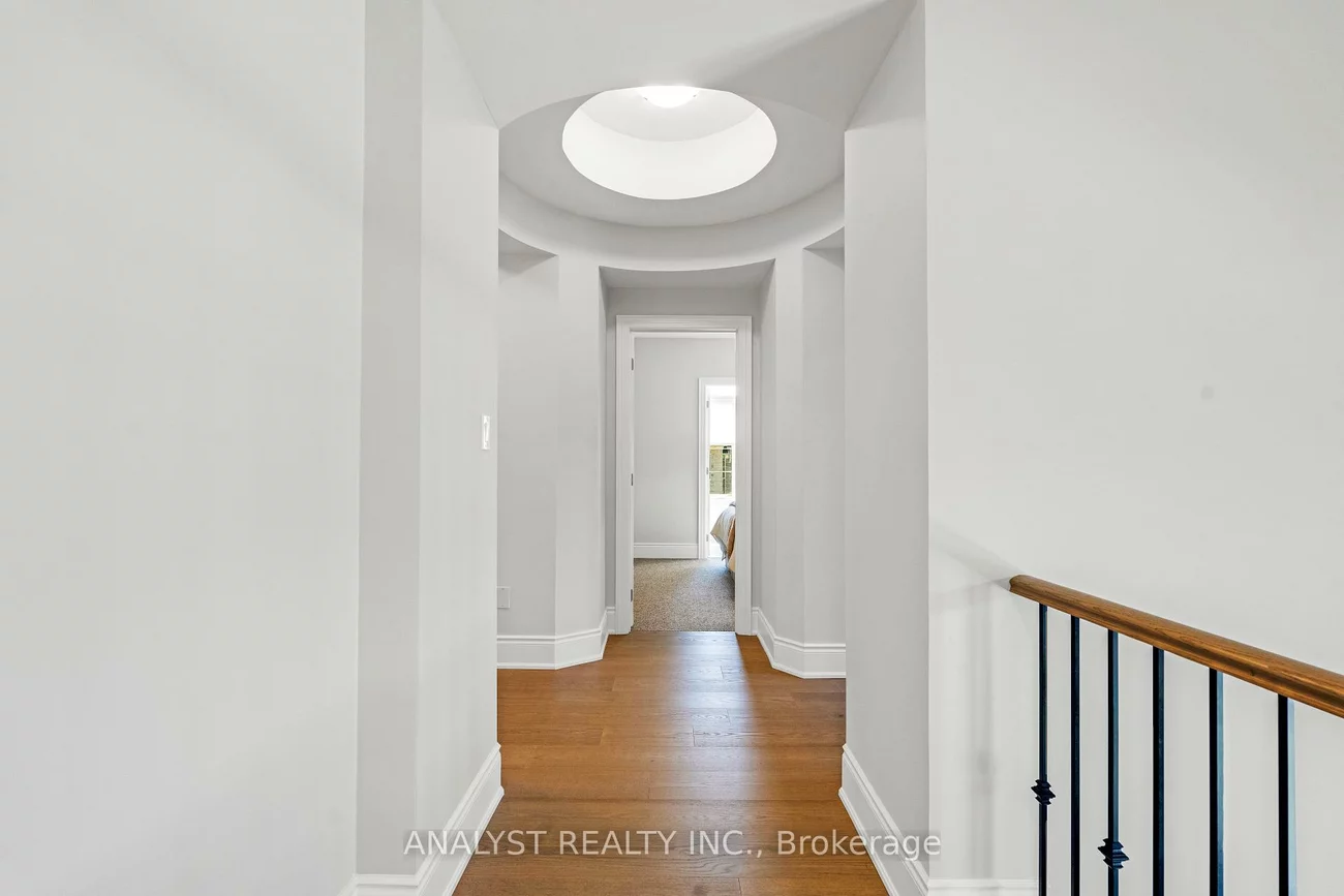 94, Crawford, Nobleton, King