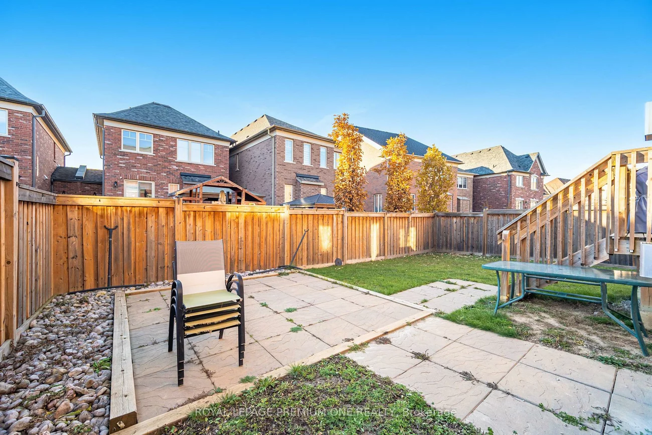 34, Blueberry Run, Nobleton, King