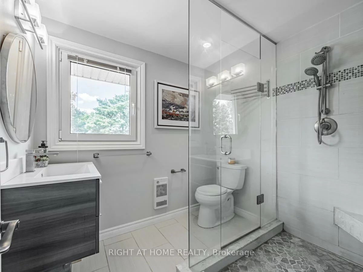 7975, 18th, Rural King, King