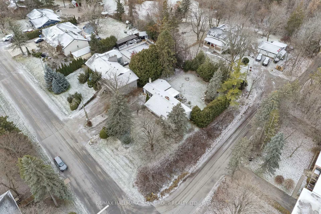 60, Charles, King City, King