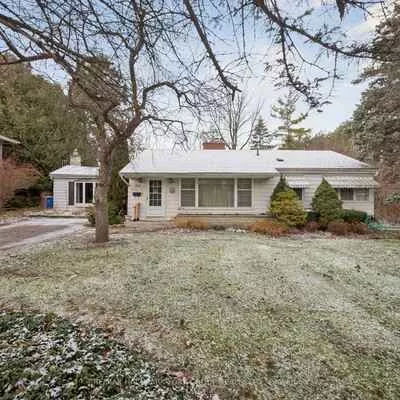 60, Charles, King City, King