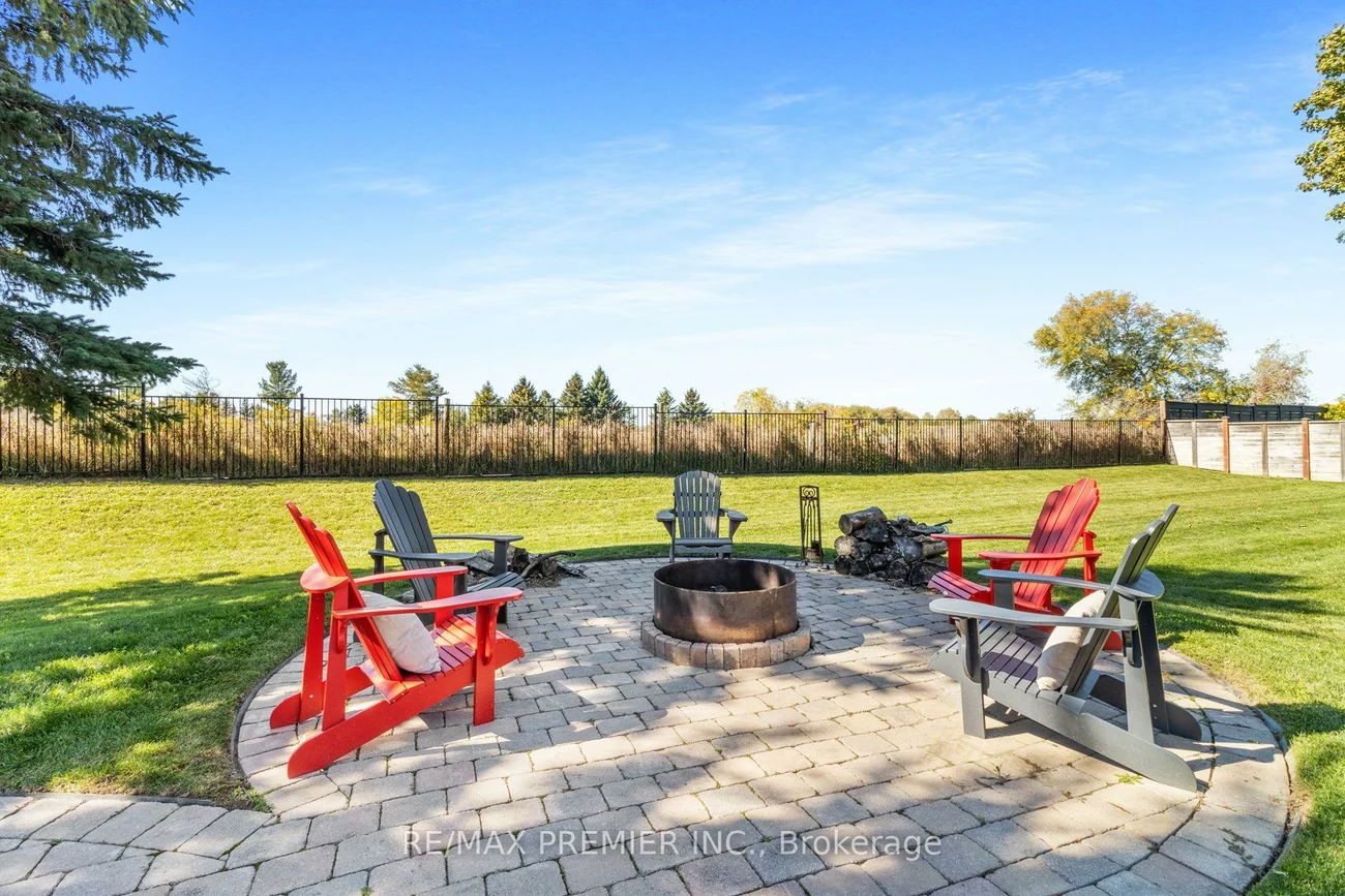 60, Nobleview, Nobleton, King