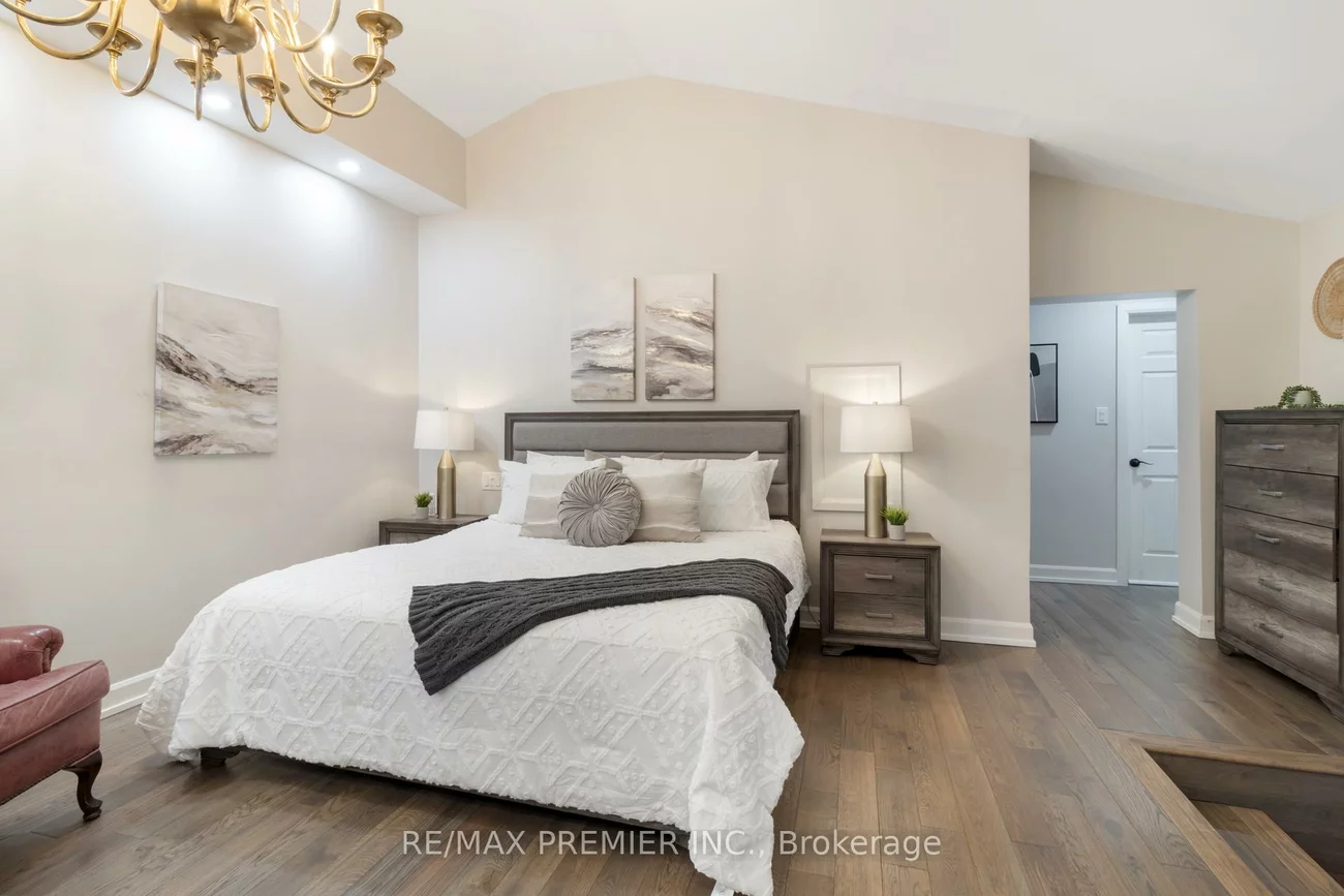 60, Nobleview, Nobleton, King